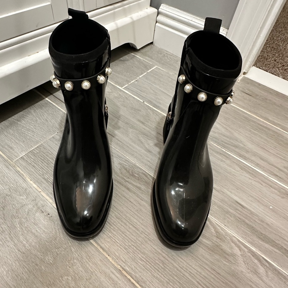 Kate Spade pearl puddle rain booties women’s